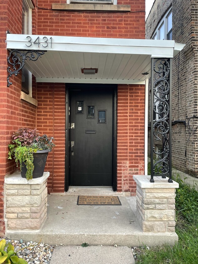Foto principal - 3431 N Lowell Ave