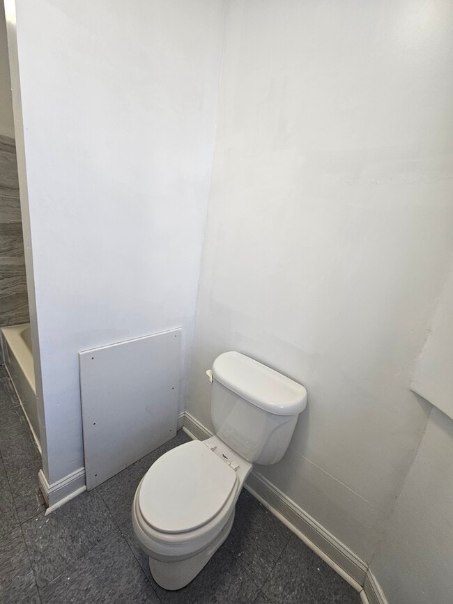 Building Photo - 1909 McCulloh St