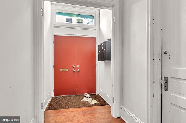 Foto del edificio - 442 W Hanover St