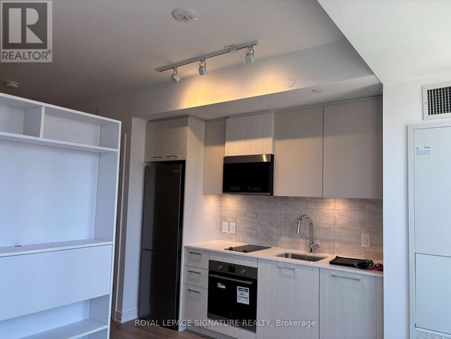 Building Photo - 30 Dreamers Wy