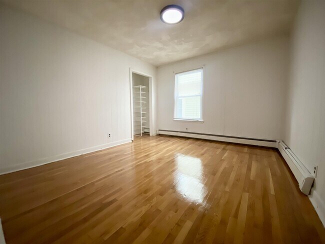 Foto del edificio - 65 Elm St