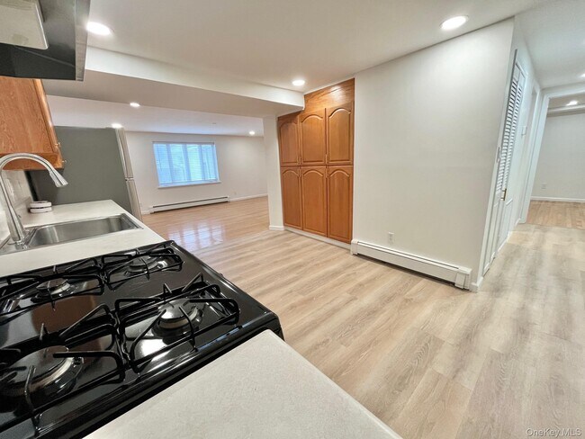 Foto del edificio - 103 Bennett Ave