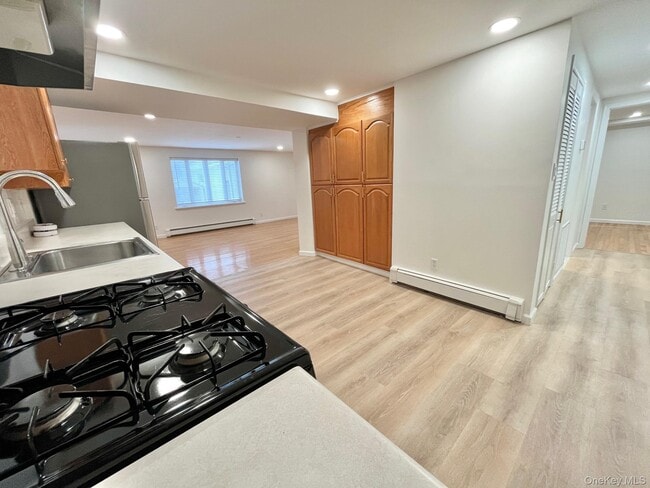 Building Photo - 103 Bennett Ave