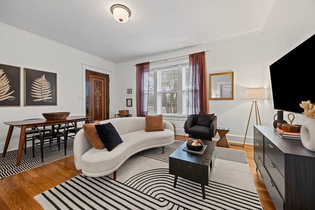 Photo - 1116 Poplar Ave Apartment