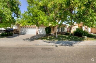 Building Photo - 9326 N Jade Ave