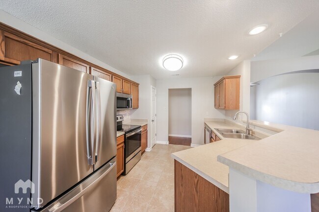 Foto del edificio - 7384 Hunters Forest Cove