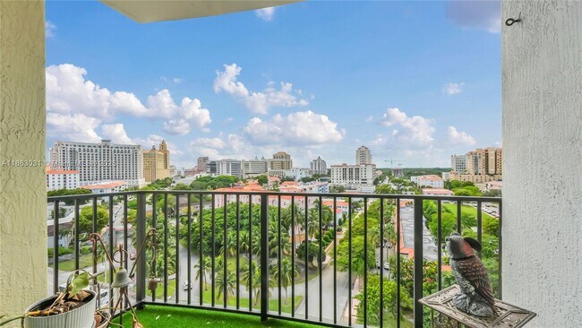 Foto del edificio - 1627 SW 37th Ave