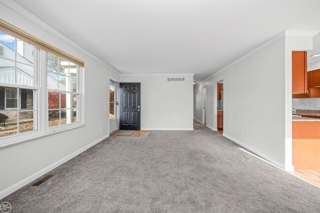 Building Photo - 24692 N Meadow Dr