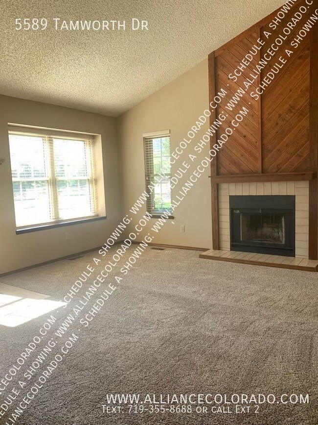 Building Photo - 5589 Tamworth Dr