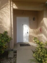 Building Photo - 4096 N Pine Island Rd