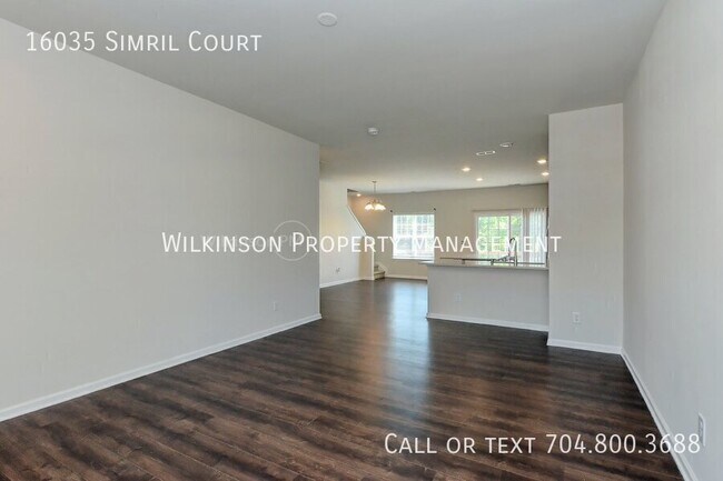 Foto del edificio - 16035 Simril Ct