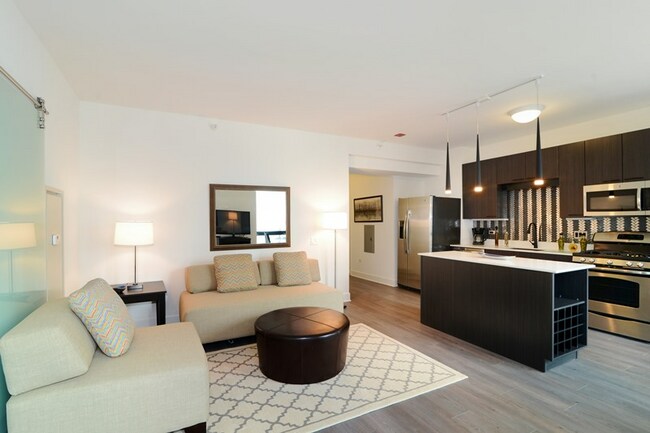 Foto del edificio - 75 E Lake St