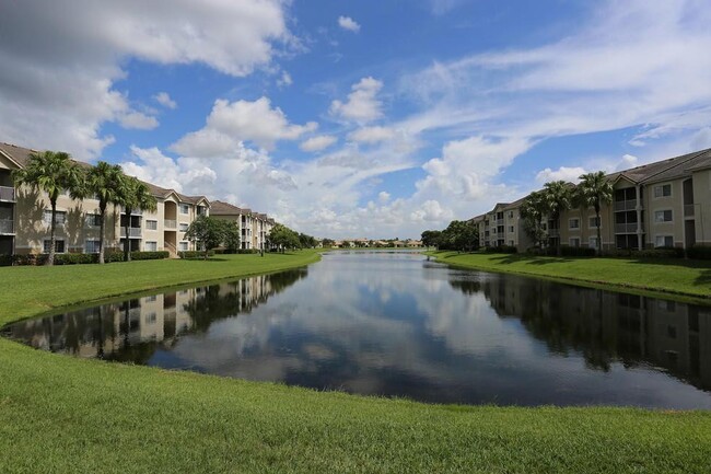 Foto del edificio - 8965 Okeechobee Blvd