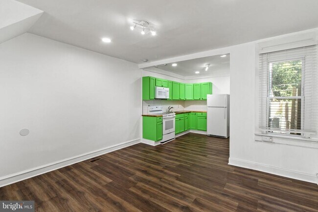 Foto del edificio - 6513 Allman St