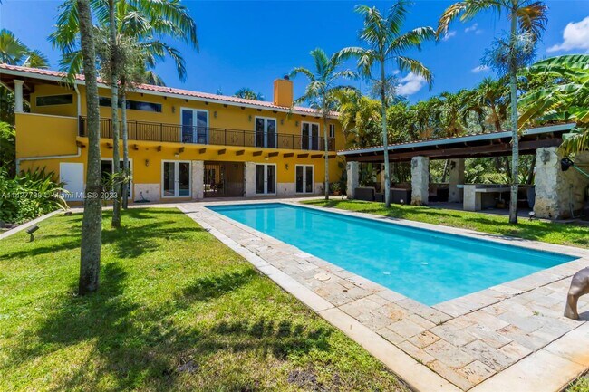 Foto del edificio - 5800 SW 178th Ave