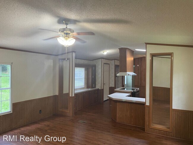 Foto del edificio - 3 br, 2 bath House - 74 Creek Road