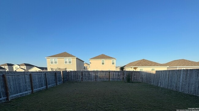Building Photo - 14685 Maple Ter