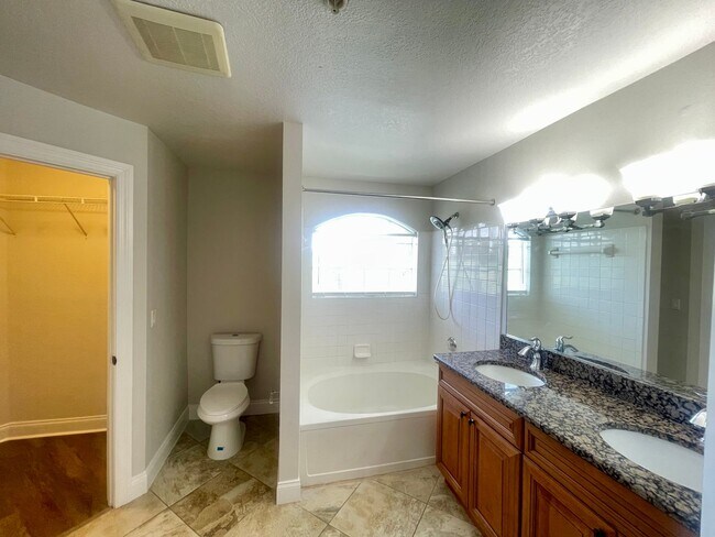 Foto del edificio - 2 Bedroom / 2 bath Condo in Bermuda Dunes ...