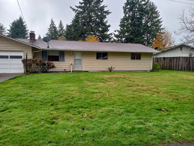 Foto del edificio - 3 Bedroom Rambler Centrally Located in Lacey