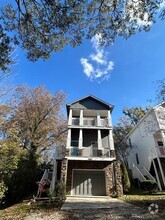 Building Photo - 1903 Ford St NW