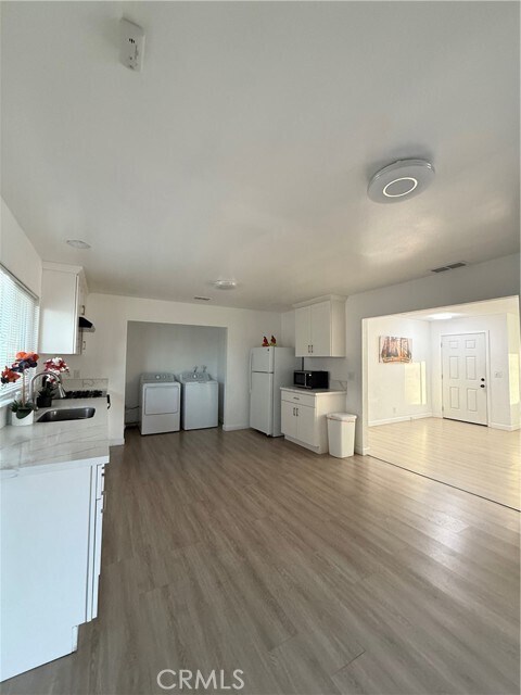 Foto del edificio - 3824 Merced Ave