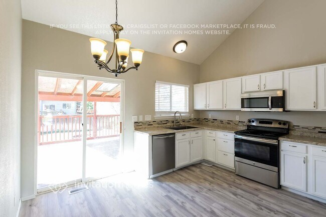 Foto del edificio - 9678 Lansing Cir