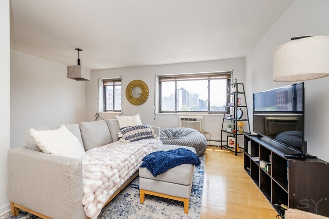 Foto del edificio - 607 W Wrightwood Ave
