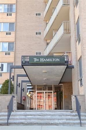 Foto del edificio - 1025 Hancock St