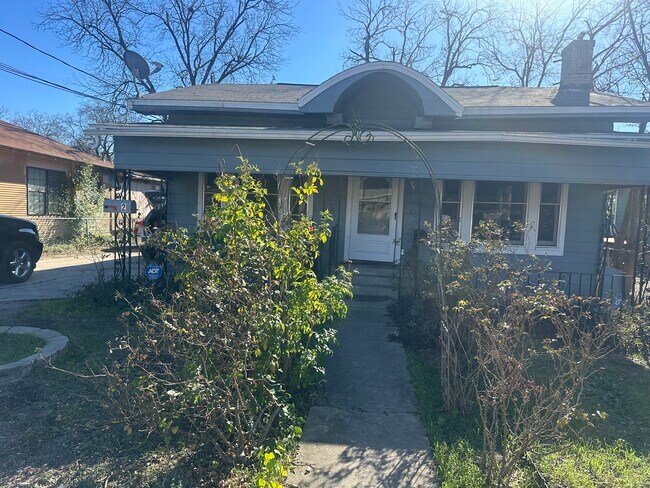 Foto del edificio - 1118 Santa Anna