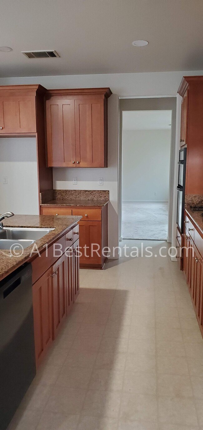 Foto del edificio - 2513 Guadalajara Dr