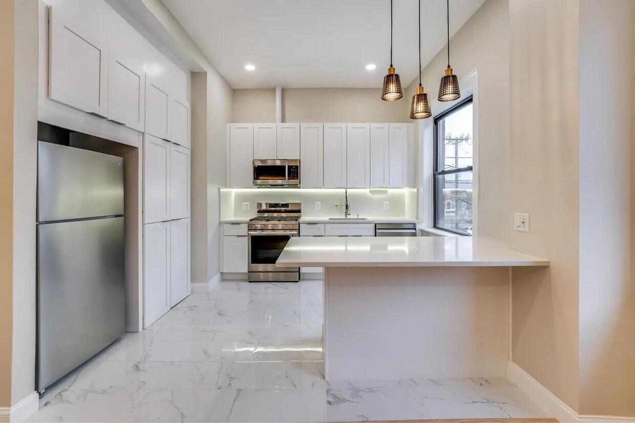 Foto principal - 3302 Palisade Ave