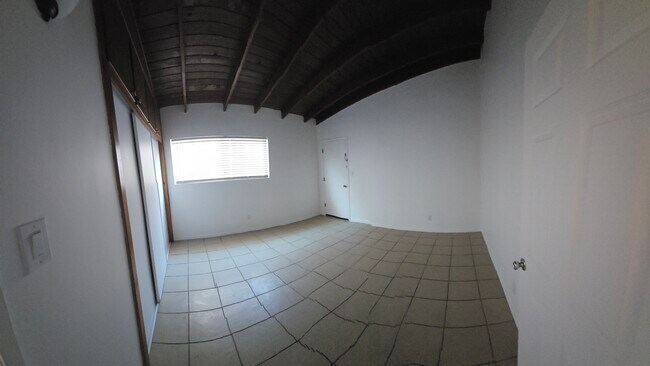 Foto del edificio - 44832 Gadsden Ave