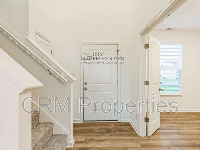 Foto del edificio - 3449 Briarwick Dr