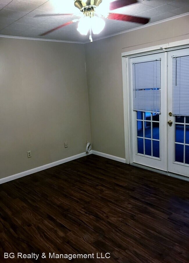 Foto del edificio - 3 br, 1 bath House - 321 Bradford Dr.