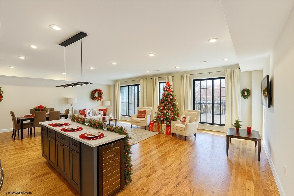 Foto principal - 241 Palisade Ave