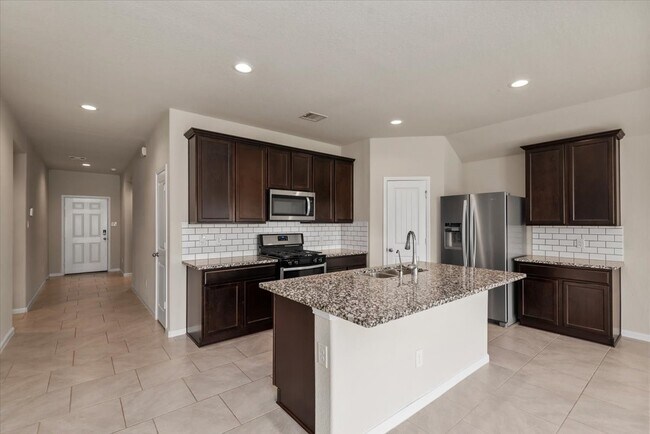 Building Photo - 29627 Juntti Park Ct