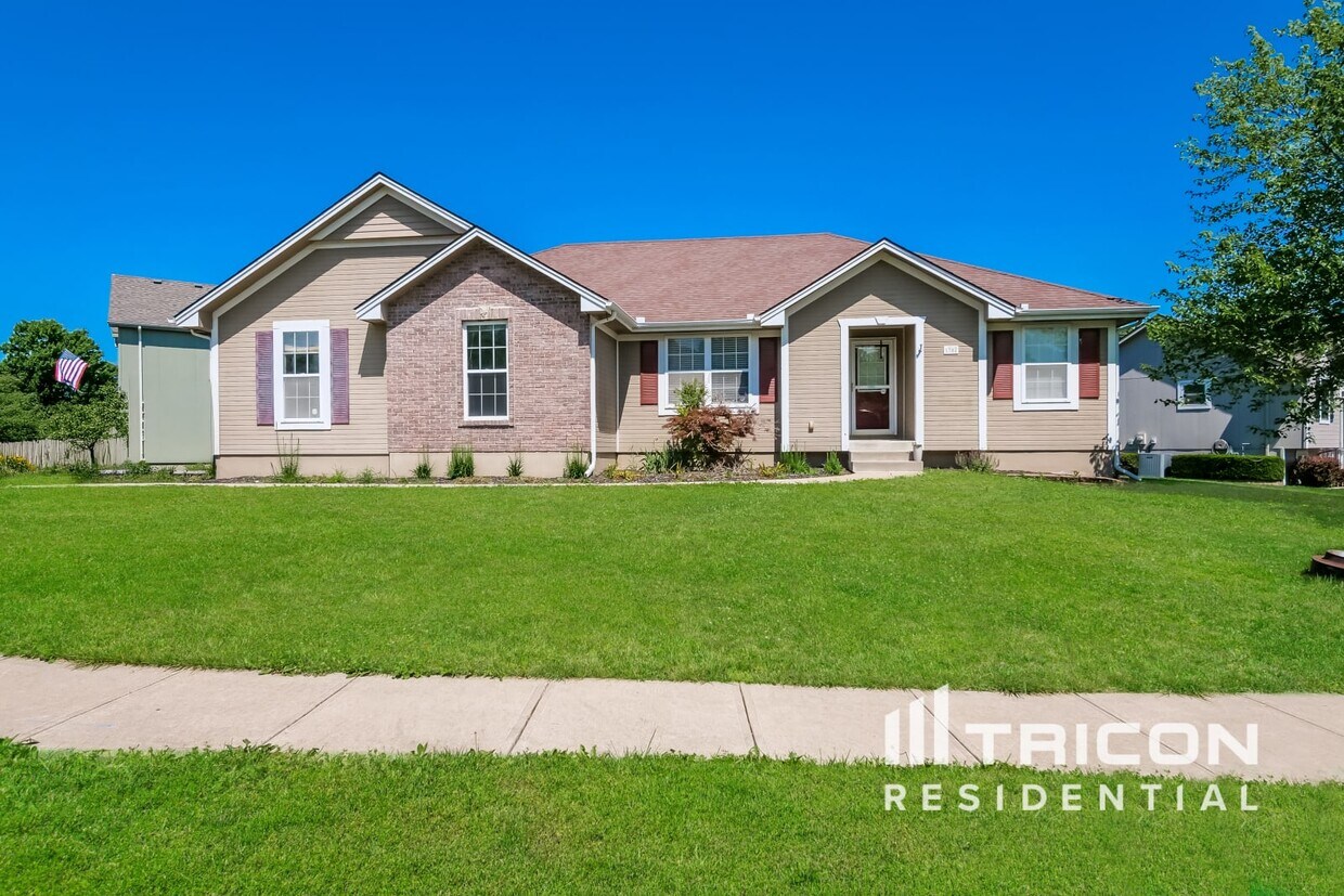 Primary Photo - 1302 Rayce Dr