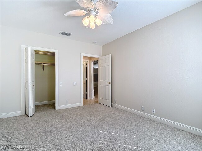 Foto del edificio - 9190 Troon Lakes Dr