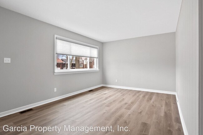 Foto del edificio - 3 br, 2 bath House - 5421 Nottingham Ave.