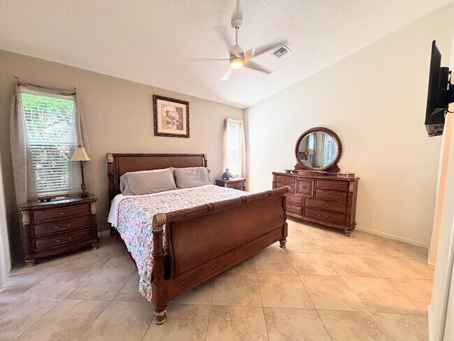 Building Photo - 8155 Carnoustie Pl