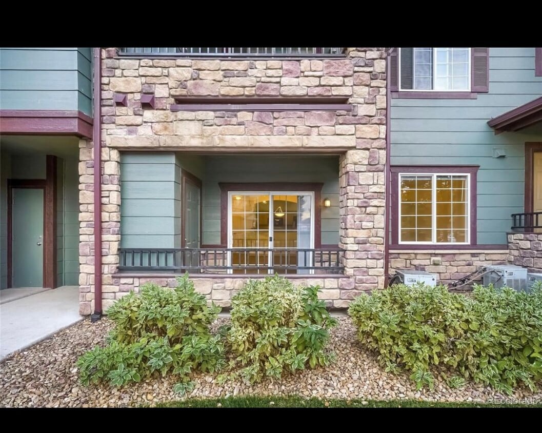 5255 Memphis St Unit 306, Denver, CO 80239 Condo for Rent in Denver