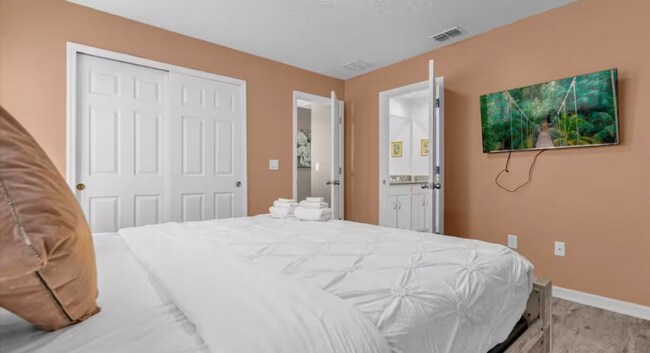 Foto del edificio - 8947 Amelia Downs Trail