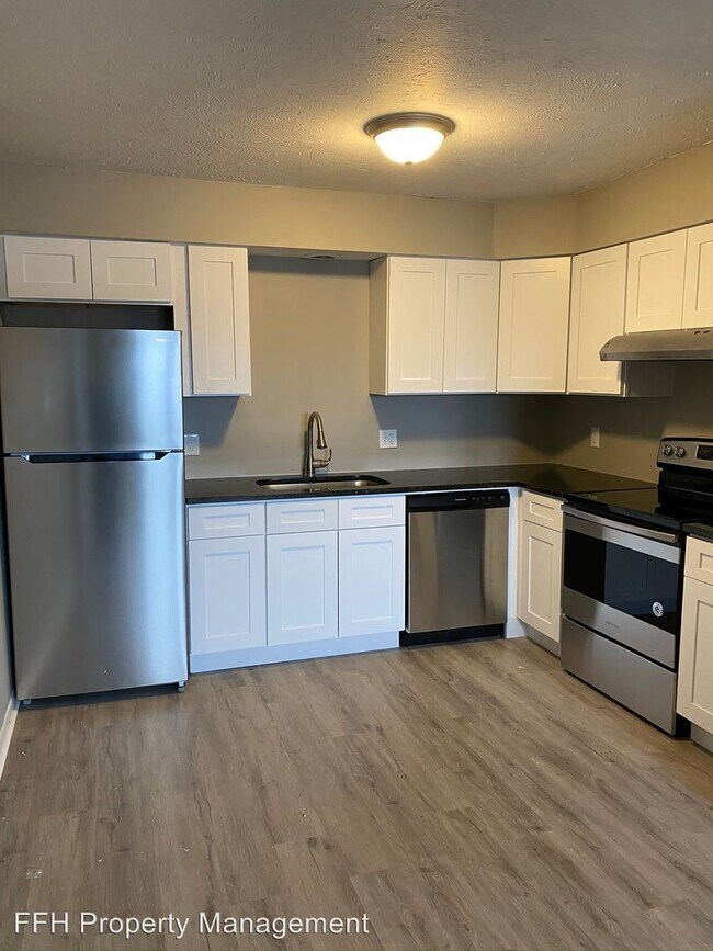Building Photo - 2 br, 1 bath Apartment - 1024 North Rd.