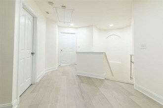 Building Photo - 2070 Cabela Dr