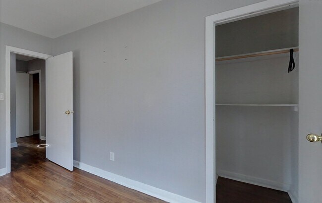 Photo du bâtiment - 1251 Clonsilla Ave