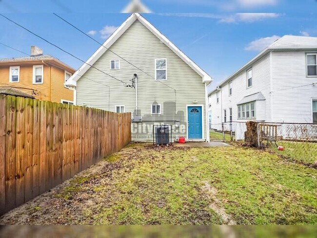 Foto del edificio - 119 N Grant Ave