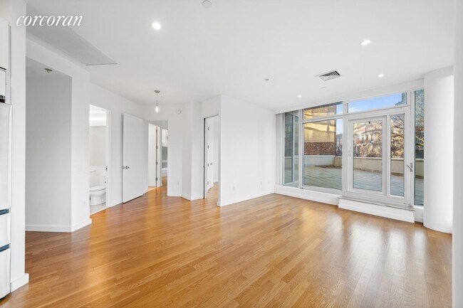 Foto del edificio - 525-535 Clinton Ave