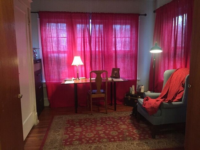 Foto del edificio - 3139 Halliday Ave
