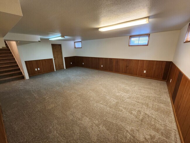 Building Photo - Charming 2 Bedroom in Old Westminster
