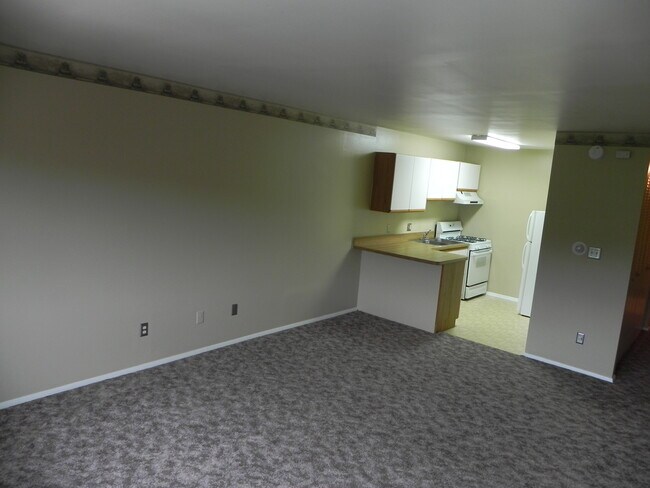 Foto del edificio - 125 Twin Oaks Dr